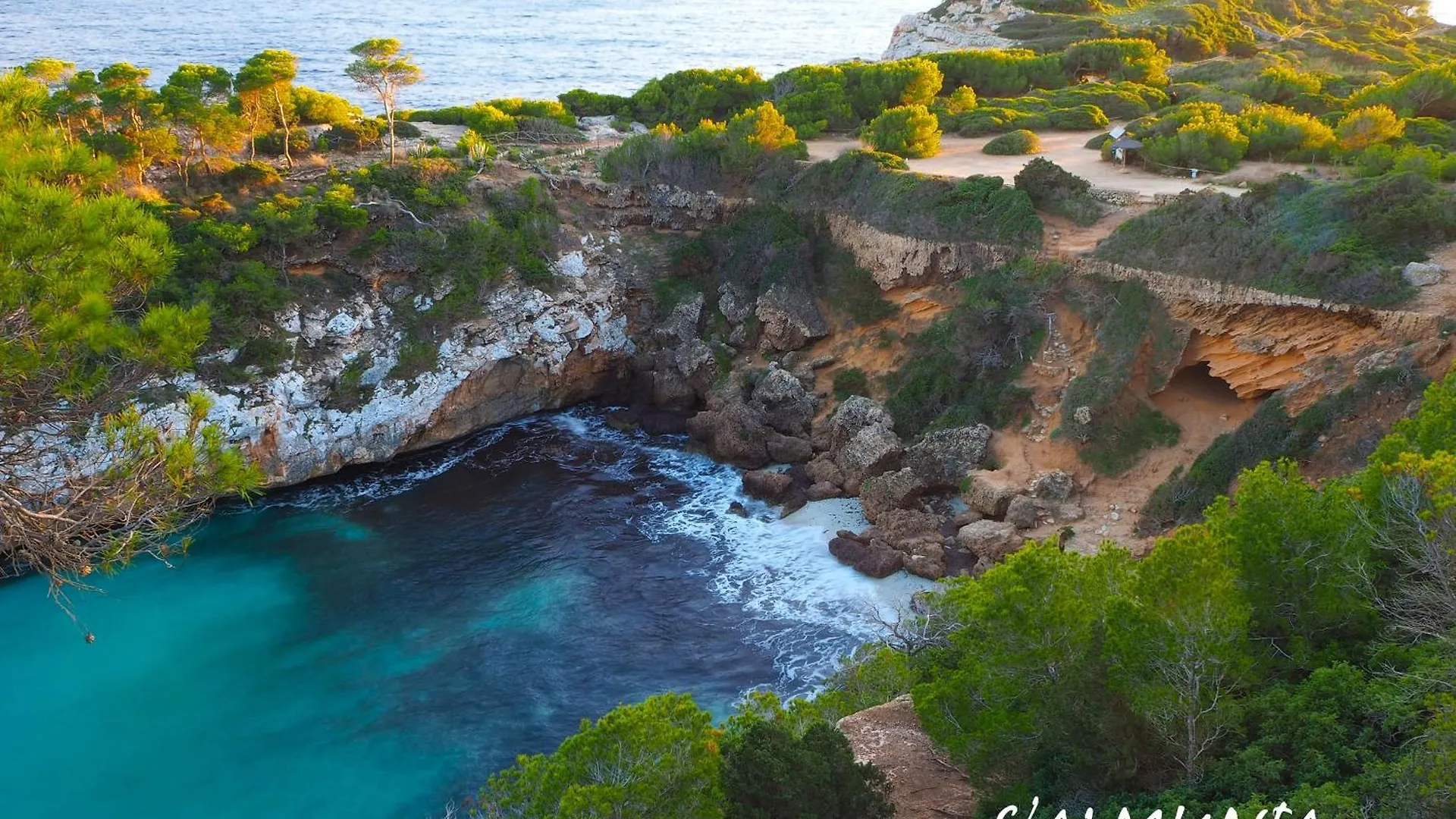 **  Hotel Rocamar Cala Figuera  Španělsko